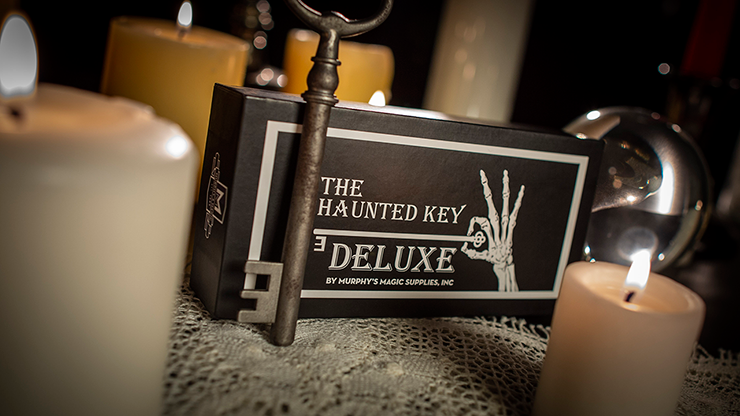 Haunted Key Deluxe (Gimmicks and Online Instructio...